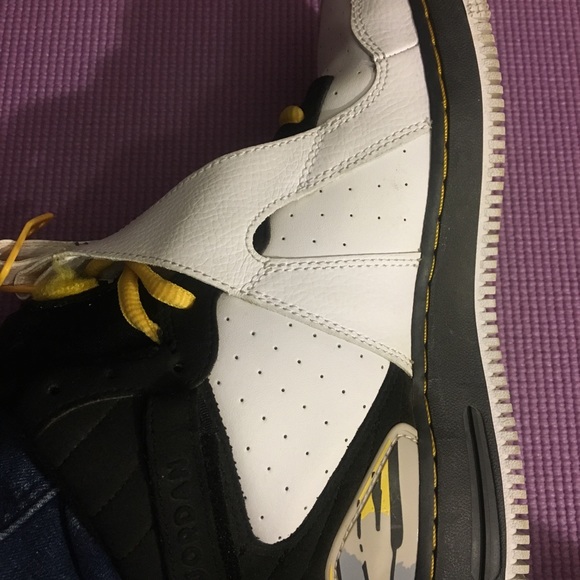 Nike Jordan AJF8 with box size 6Y women's 8 mens 6 - Picture 5 of 5
